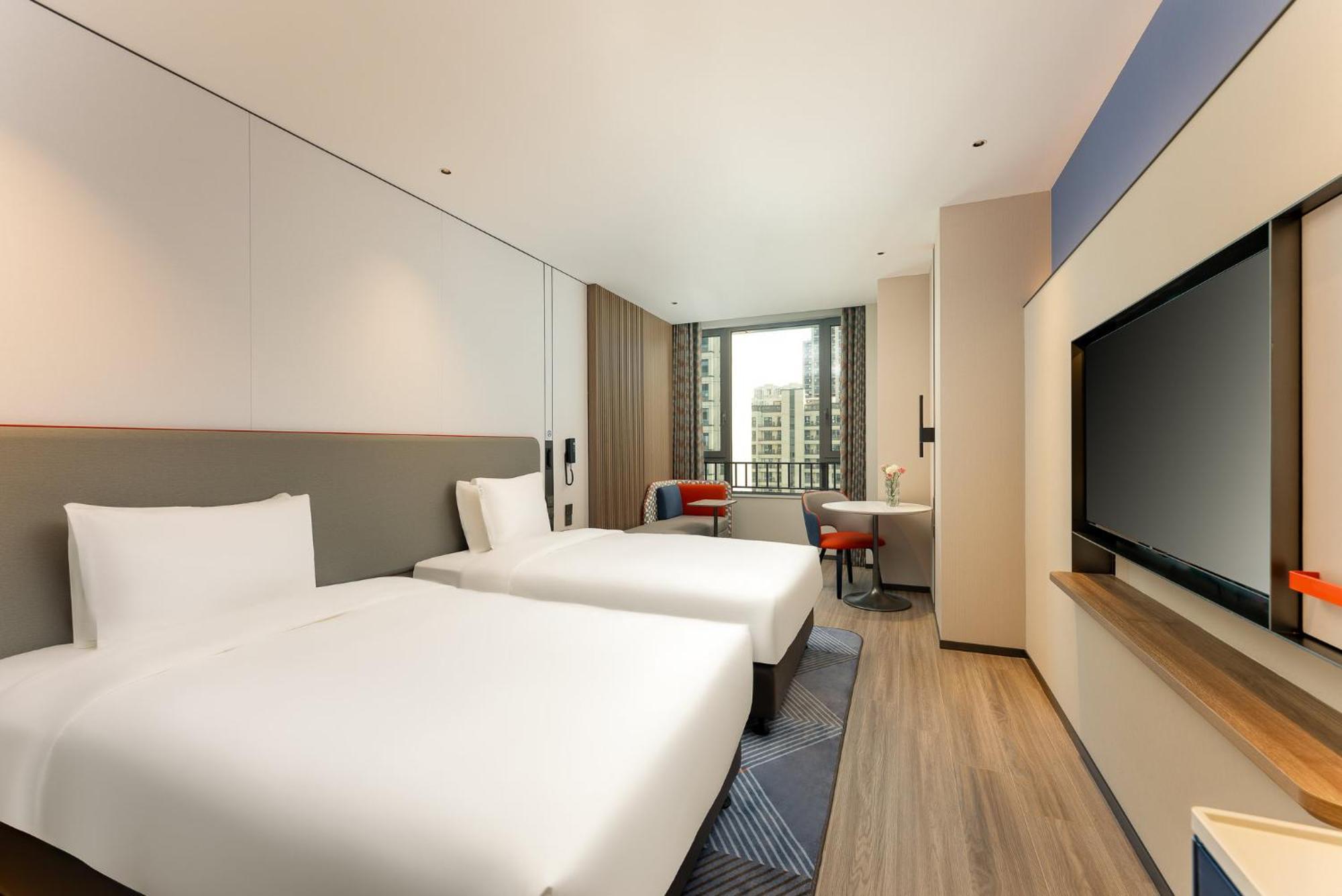 Holiday Inn Express Taizhou City Center By Ihg Exteriör bild