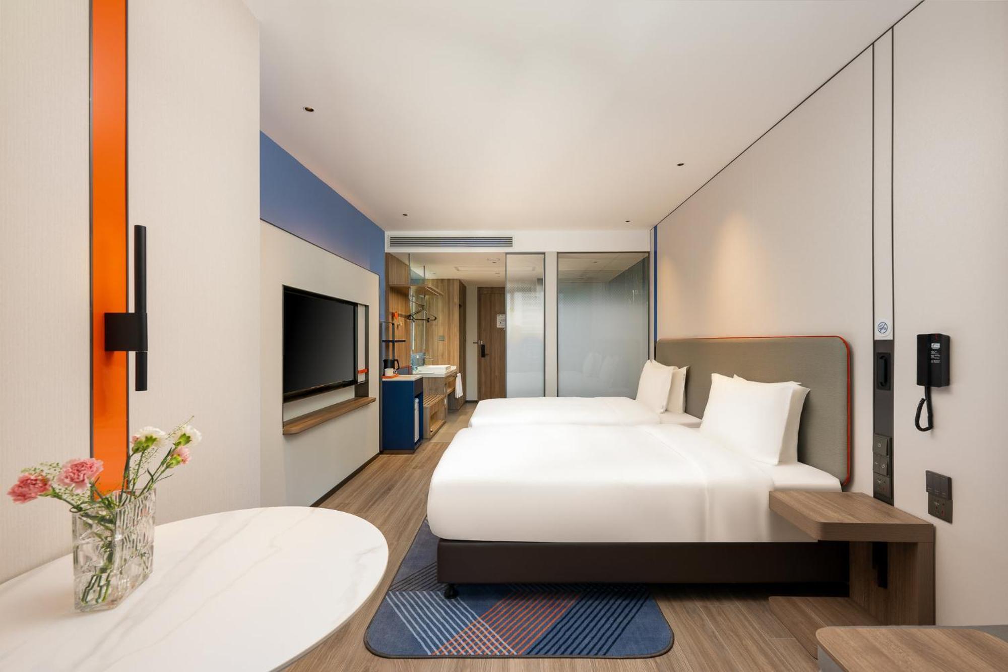 Holiday Inn Express Taizhou City Center By Ihg Exteriör bild